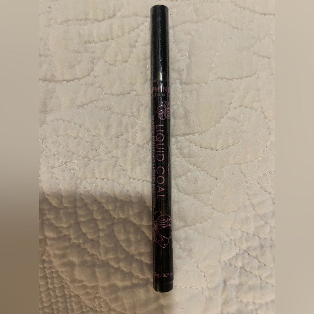 Liquid coal eyeliner never opened